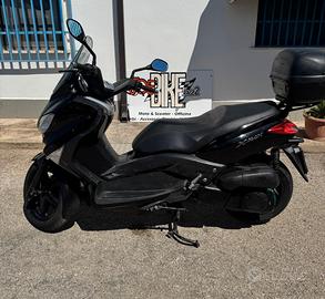 Yamaha X-Max 250 i