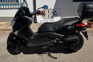 Yamaha X-Max 250 i