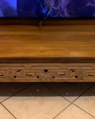 Tavolino orientale legno massello intagliato