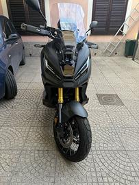 Honda X-adv 750