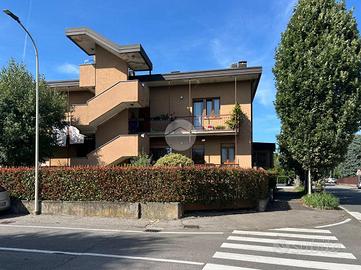 4 LOCALI A SEREGNO