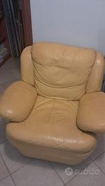 Poltrona giallo ocra