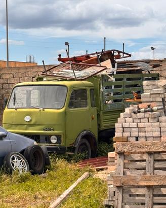 Om 40 non ribaltabilr