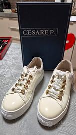 scarte da donna Cesare panciotto bianco lucido tag