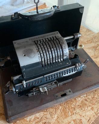 Calcolatrice meccanica Brunsviga anni 20