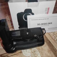 battery grip per Nikon D7500