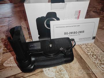 battery grip per Nikon D7500