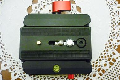 Mengs-Piastra ad aggancio e sgancio rapido x DSLR