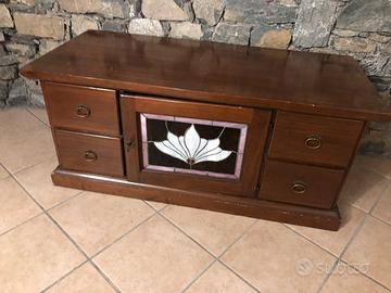 Mobile in legno