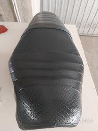Sella per harley davidson 883 xl R 2005