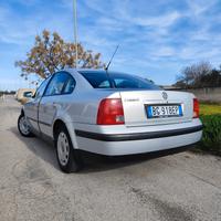 Volkswagen Passat 1.6 gpl