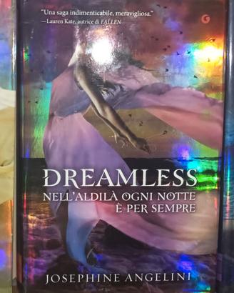 Libri DREAMLESS e GODDESS e STARCROSSED