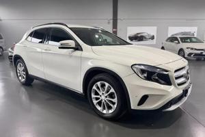 MERCEDES GLA 200d PREMIUM 4MATIC