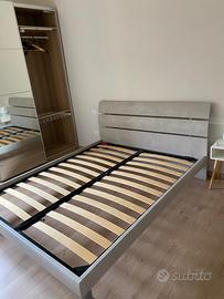 Letto matrimoniale moderno in legno