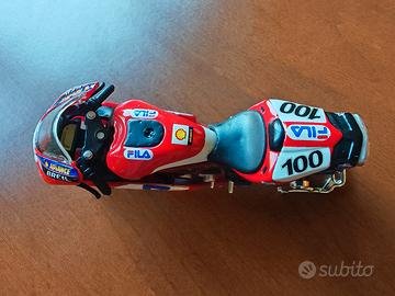 Ducati desmosedici Maisto 1:18