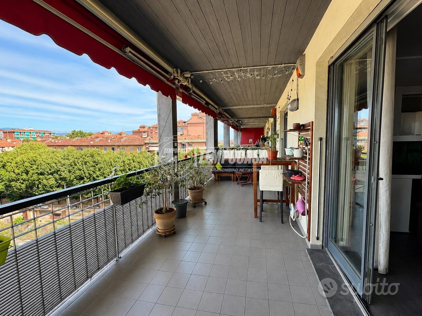 QUADRILOCALE CON TERRAZZO - Vista 3