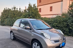 Nissan  cc12bzina A GPL DI CASA 