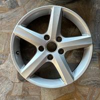 N.4 cerchi in lega da 16” ORIGINALI VOLKSWAGEN