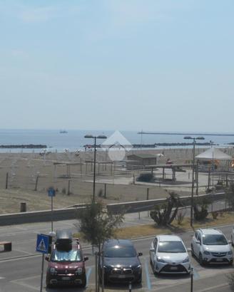 4 LOCALI A COMACCHIO