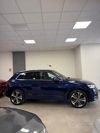 Audi Q5 40 TDI quattro S tronic line plus