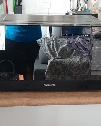Microonde Panasonic Inverter come nuovo