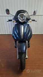 Scooter Piaggio Beverly 500