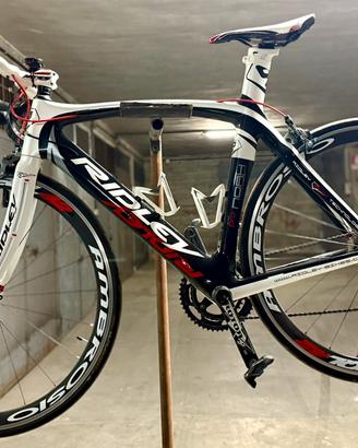 Bici da corsa RIDLEY in CARBONIO