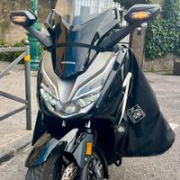 Motorino Honda Forza 300