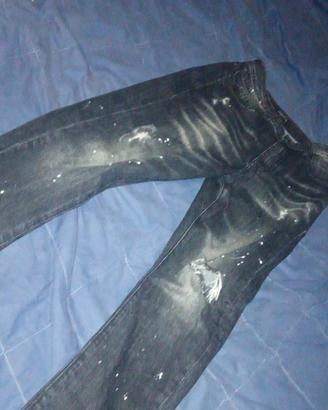 jeans uomo neri strappati 