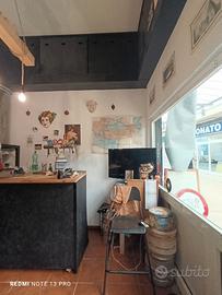 Box commerciale locale negozio mercato licenza