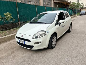FIAT Punto Van 1.3 MJT 75CV Autocarro 2 posti