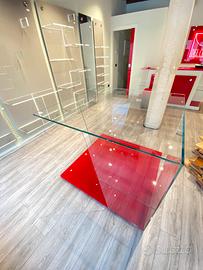 Tavolo espositore in vetro