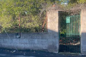 San Giovanni la punta Villetta con terreno edifica