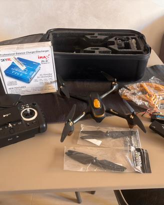 Hubsan H501S GPS FPV + iMAX B6AC