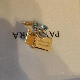 PANDORA Bridgerton Charm Carnet da ballo 764383C01