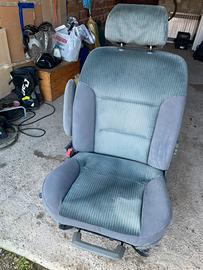 Sedile girevole per camper completo