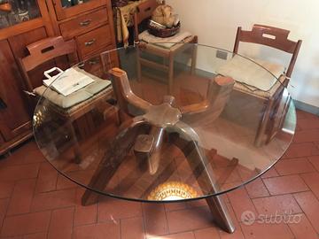 Arredamento. Piano in cristallo