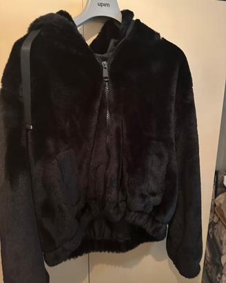 Giacca con pelliccia sintetica