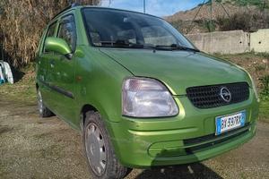Opel Agila 1.2 16V Comfort