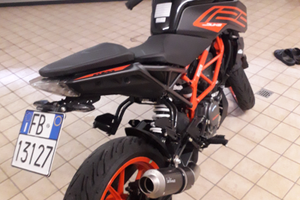 Ktm duke 125