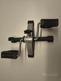 Pedaliera per riabilitazione pieghevole