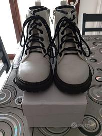 Anfibi da bambina num 29