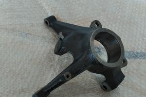 MONTANTE MOZZO FUSELLO ANTERIORE DX FIAT BRAVO/A T