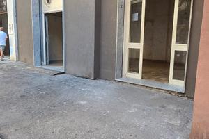 Negozio fronte Strada 