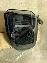 Faro POST. DX (esterno) Peugeot 5008 (II)
