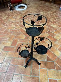 Portavasi in ferro verniciato