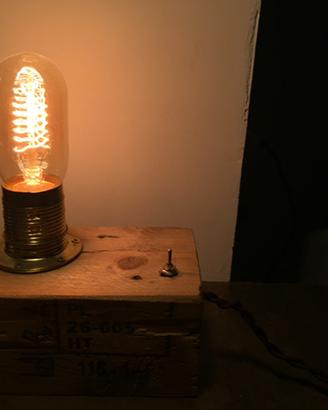Lampade con pallett vintage