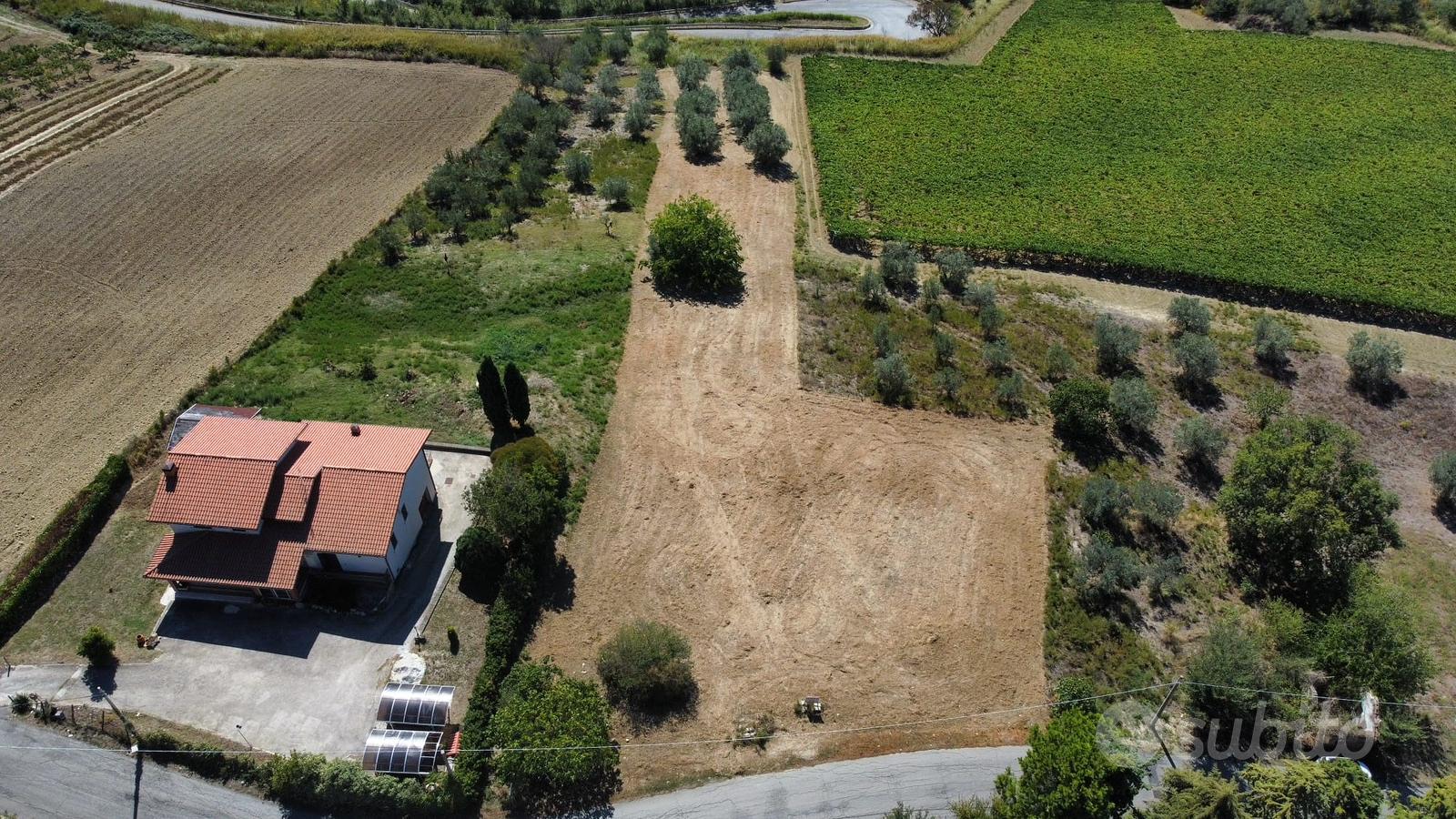 Terreno con progetto edificabile approvato - Vista 4