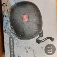 cassa bluetooth resistente all' acqua 