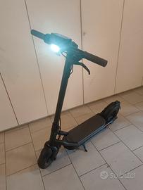 Monopattino Navee N65